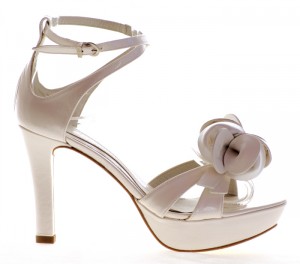 Modelo Delia enepe zapatos de novia