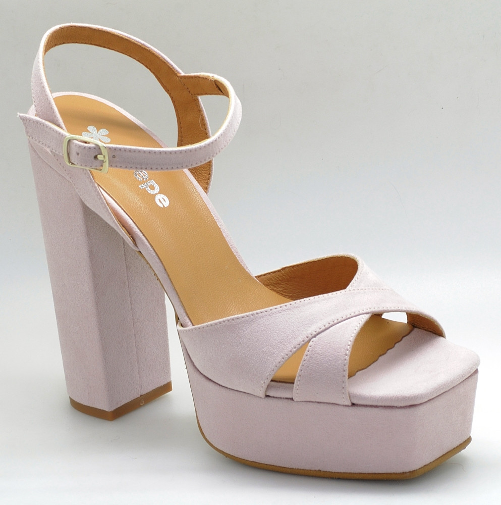 Sandalias marca 2025 coral