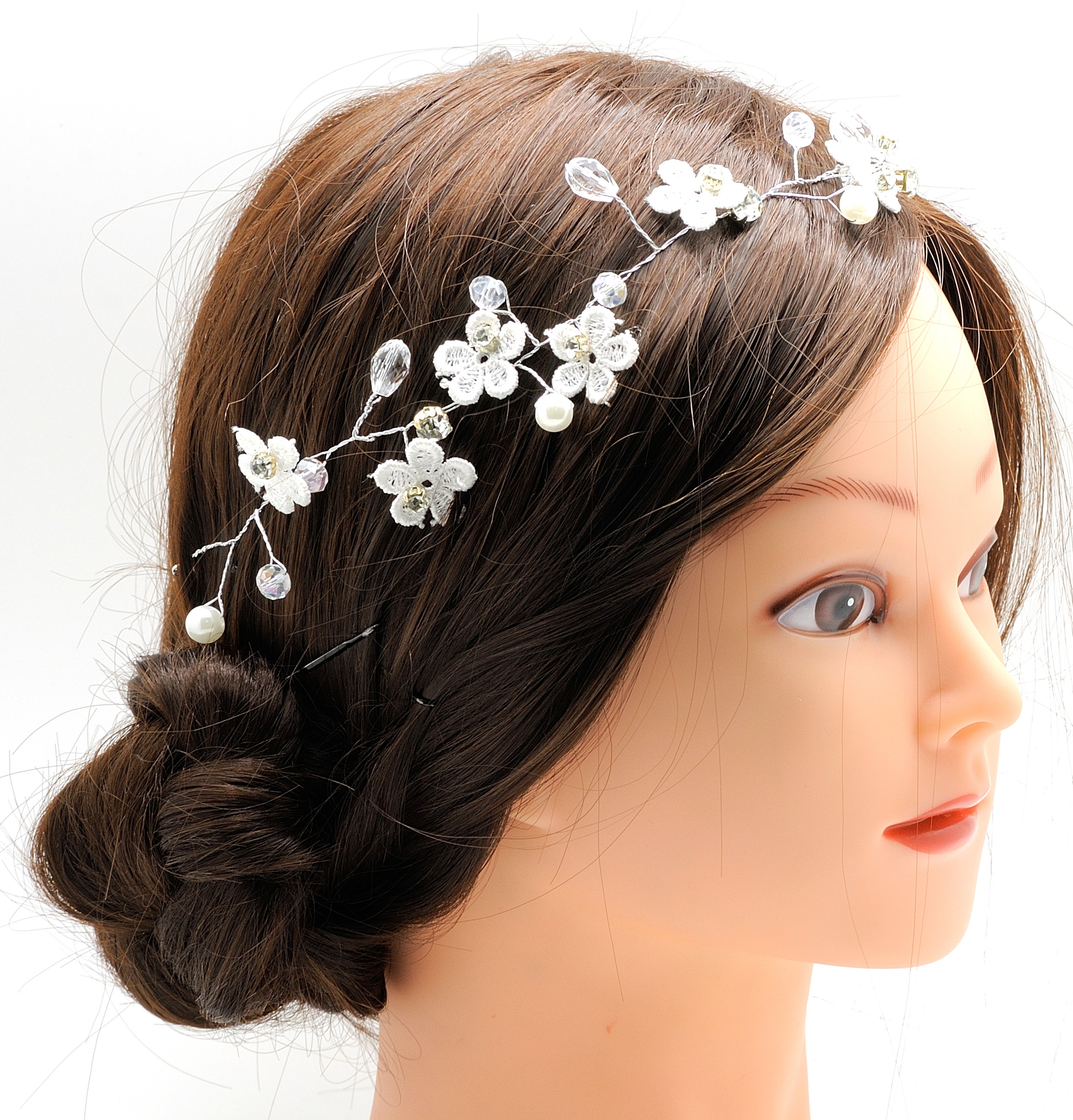 C_56 tiara flexible de novia con flores y pedrería