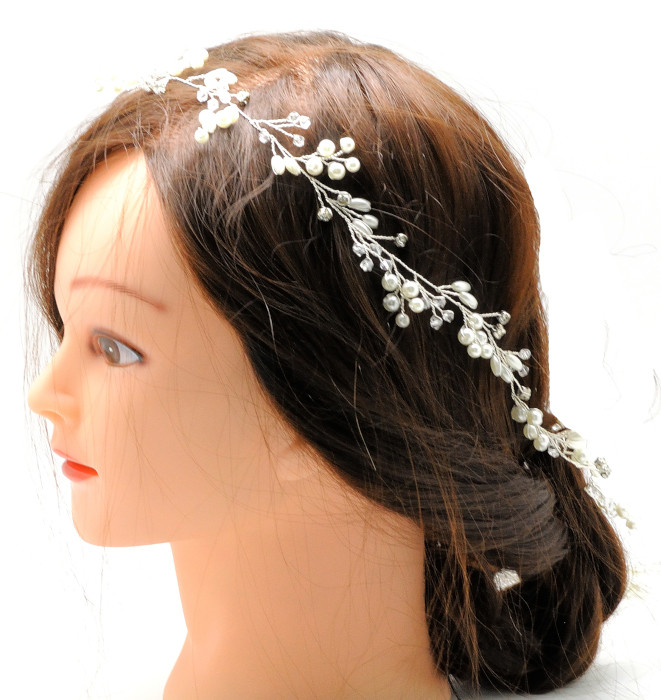 C_78 tiara flexible de novia con pedrería y perlas