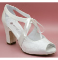 Karen zapato de novia