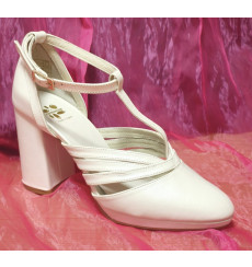 Pepi zapatos de novia 