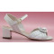 Teresa flor sandalias de novia, blanco roto